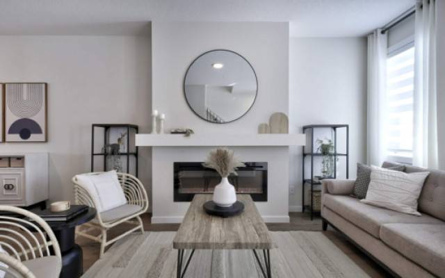 Single Family With a Detached Garage